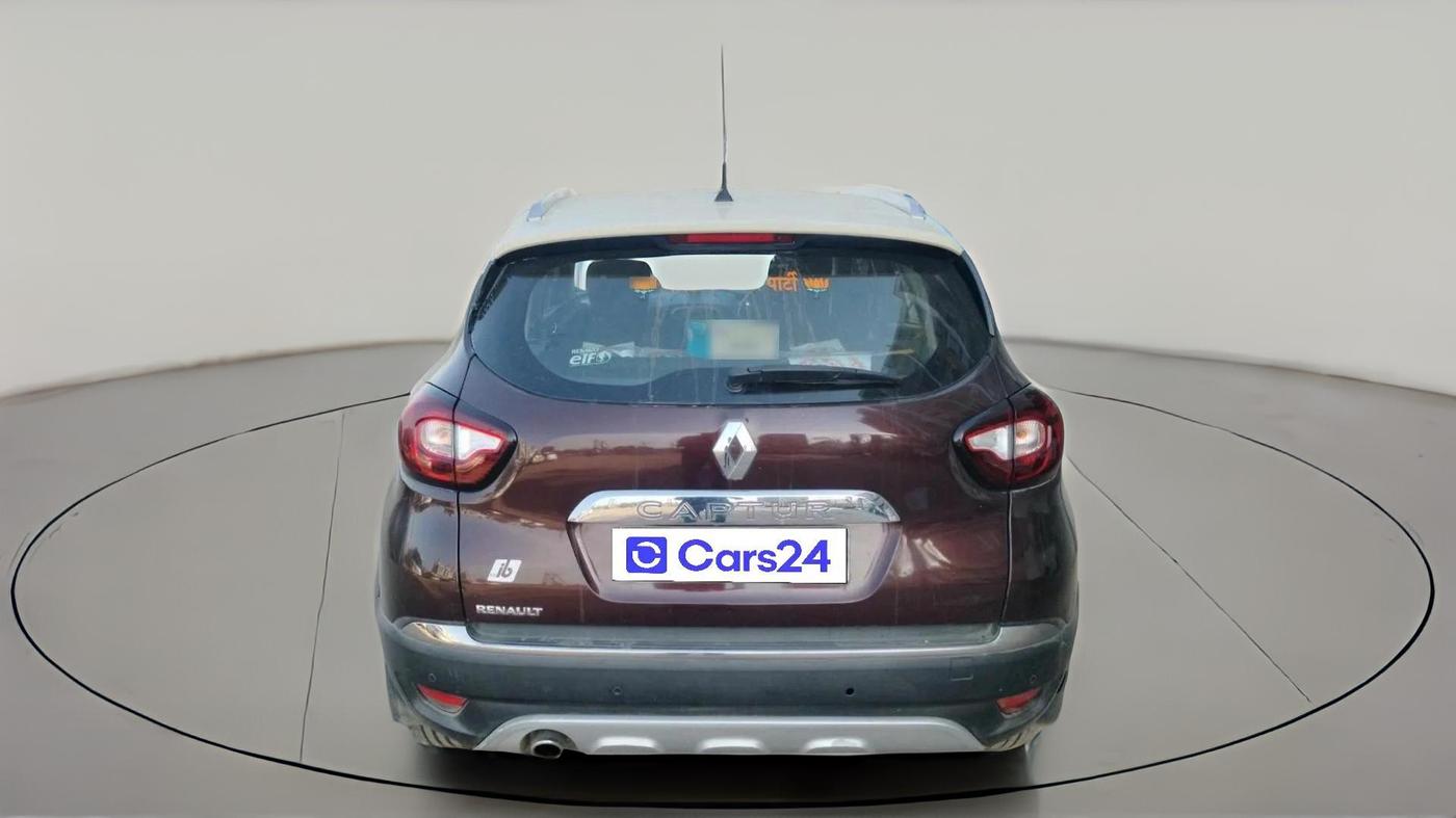 2017 Renault Captur RXT PETROL, CNG, Manual, 62,922 km, exterior