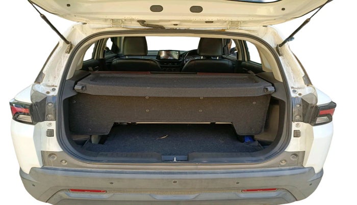 2024 Maruti BREZZA LXI S- CNG, CNG, Manual, 25,538 km, exterior