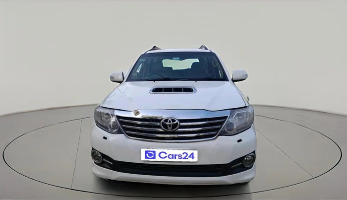 2015 Toyota Fortuner 3.0 4X2 AT, Diesel, Automatic, 2,70,294 km, exterior