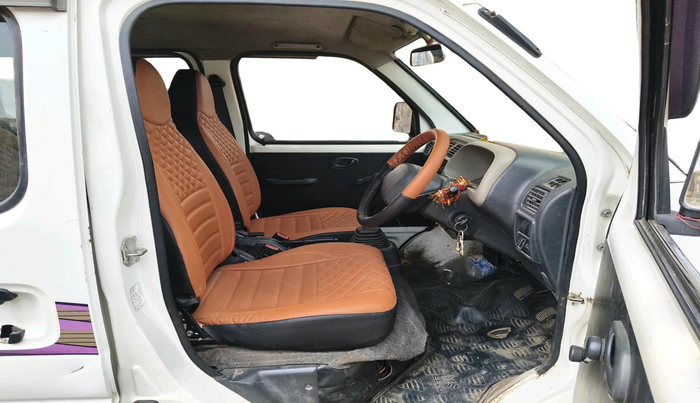 2016 Maruti Eeco 7 STR, CNG, Manual, 1,07,345 km, interior