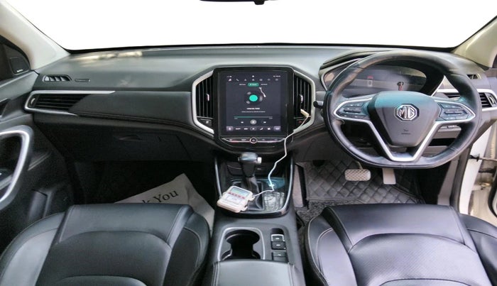 2020 MG HECTOR SHARP 1.5 DCT PETROL, Petrol, Automatic, 1,66,753 km, interior