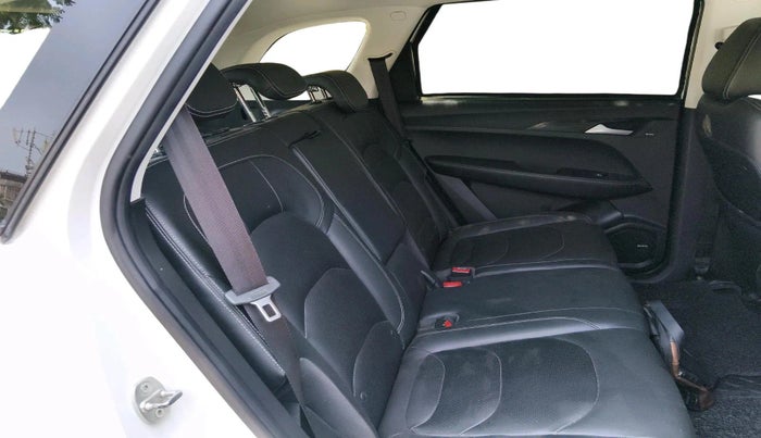 2020 MG HECTOR SHARP 1.5 DCT PETROL, Petrol, Automatic, 1,66,753 km, interior