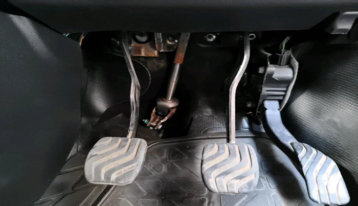 2021 Nissan MAGNITE XE, Petrol, Manual, 35,122 km, interior