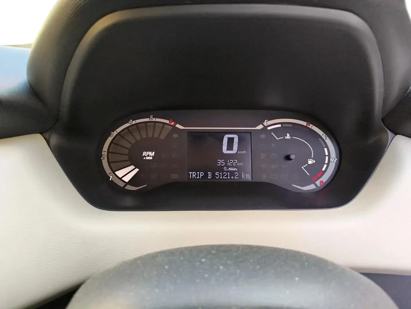 2021 Nissan MAGNITE XE, Petrol, Manual, 35,122 km, interior