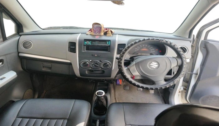 2011 Maruti Wagon R 1.0 LXI, CNG, Manual, 1,55,526 km, interior