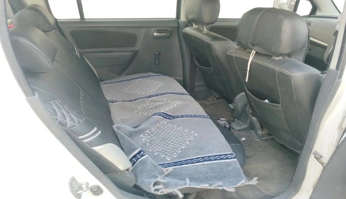 2011 Maruti Wagon R 1.0 LXI, CNG, Manual, 1,55,526 km, interior