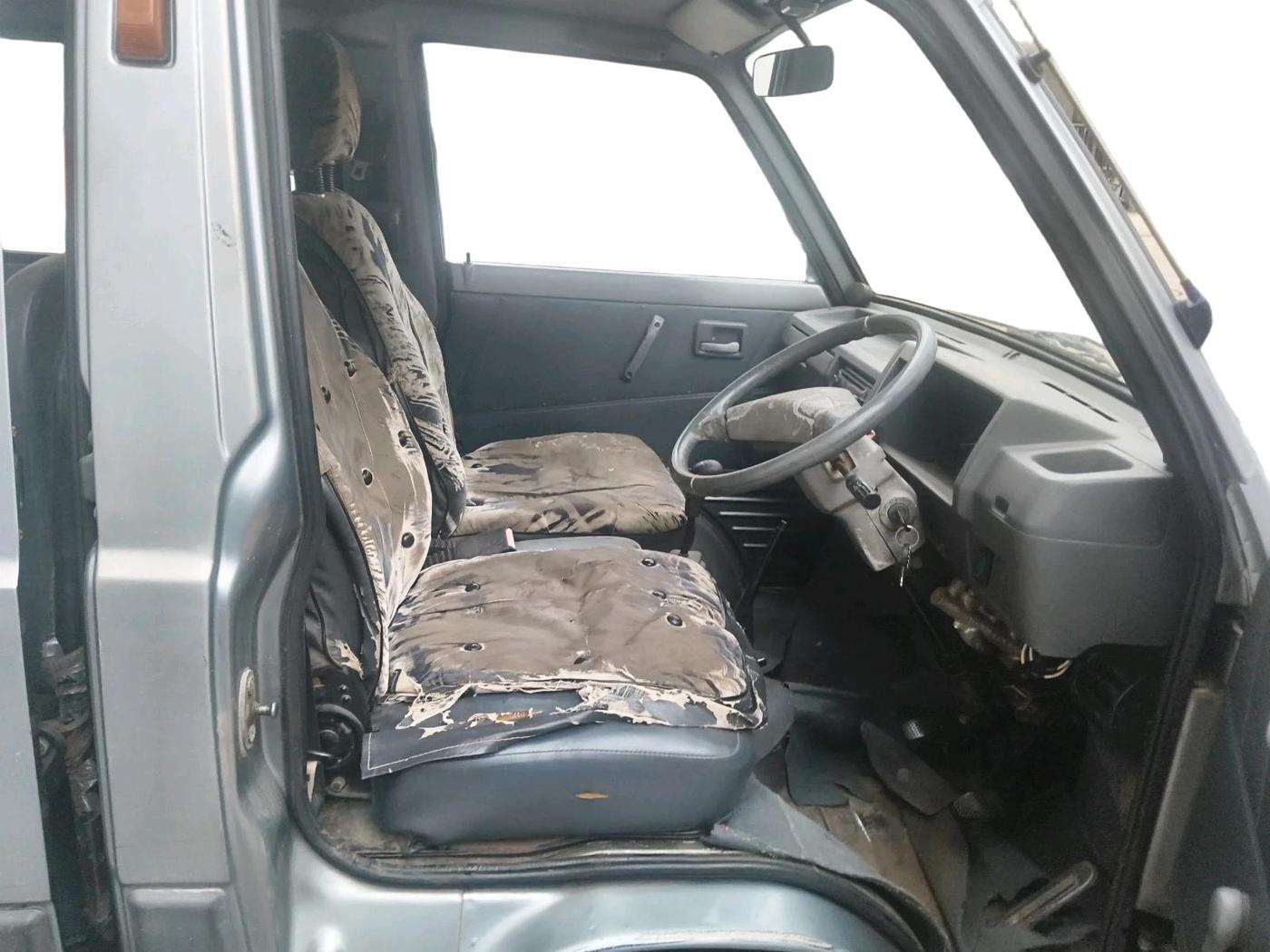 2002 Maruti Omni 5 STR, Petrol, Manual, 74,015 km, interior