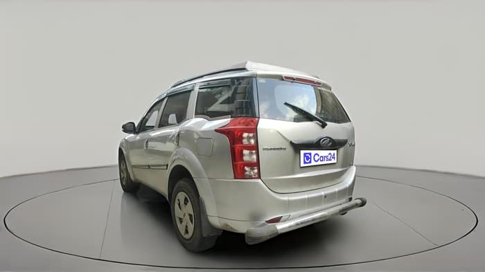 2017 Mahindra XUV500 W4, Diesel, Manual, 65,789 km, exterior
