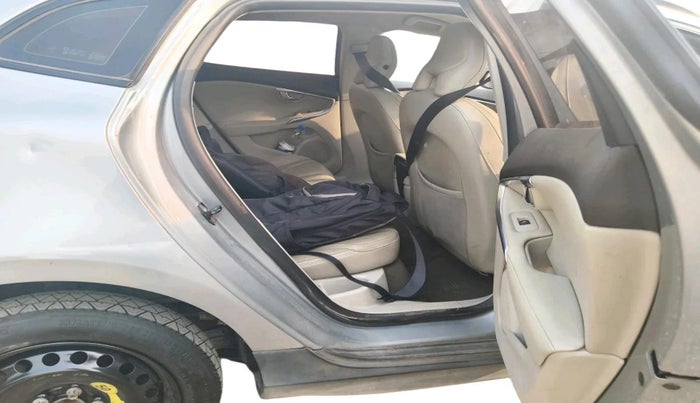 2013 Volvo V40 Cross Country D3, Diesel, Automatic, 9,10,500 km, interior