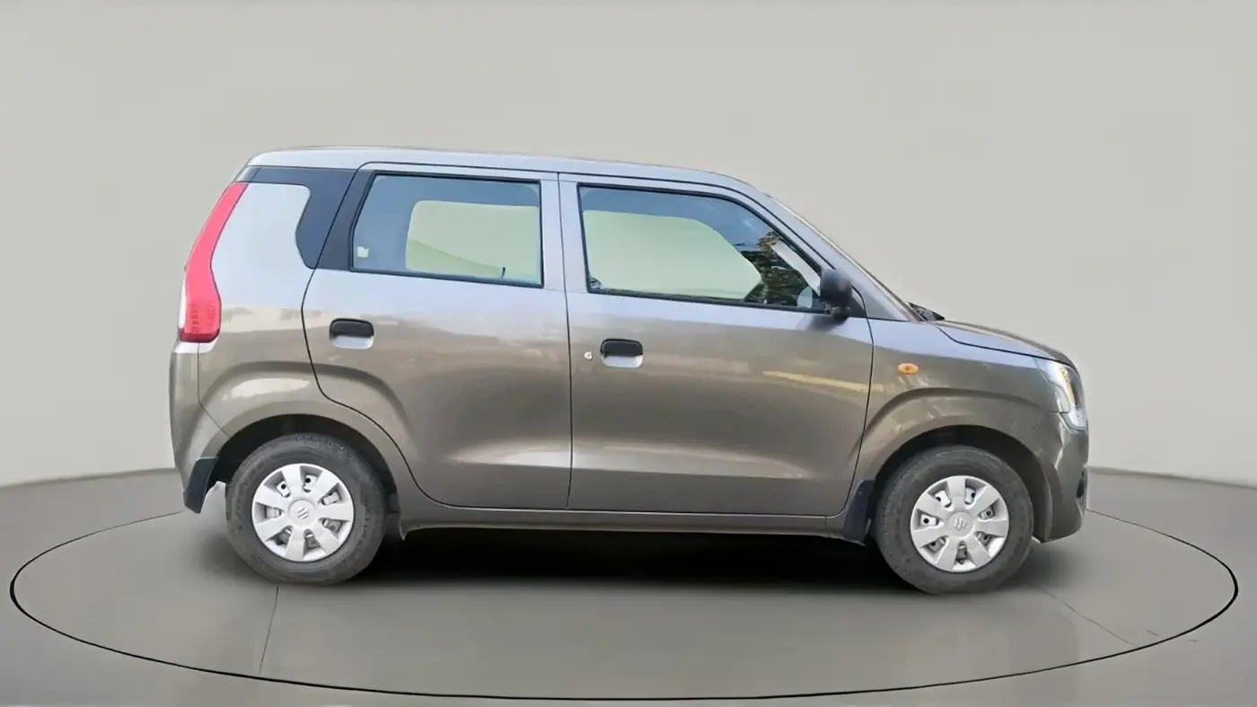2024 Maruti New Wagon-R LXI 1.0, Petrol, Manual, 6,120 km, exterior