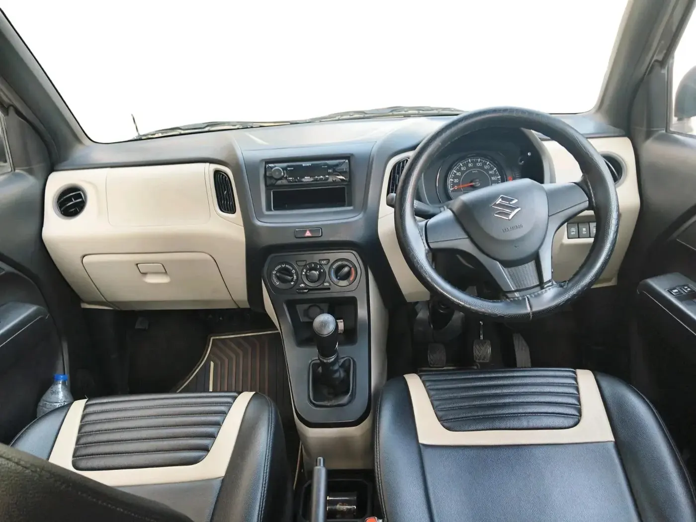 2024 Maruti New Wagon-R LXI 1.0, Petrol, Manual, 6,120 km, interior
