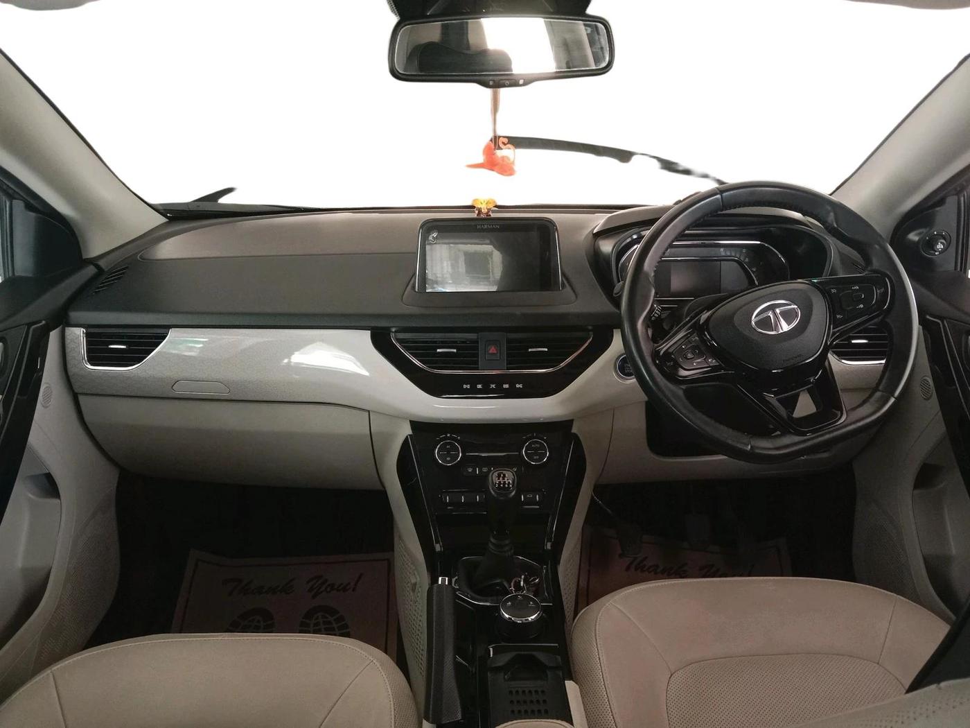 2023 Tata NEXON XZ PLUS LUXURY SUNROOF PETROL, Petrol, Manual, 31,410 km, interior