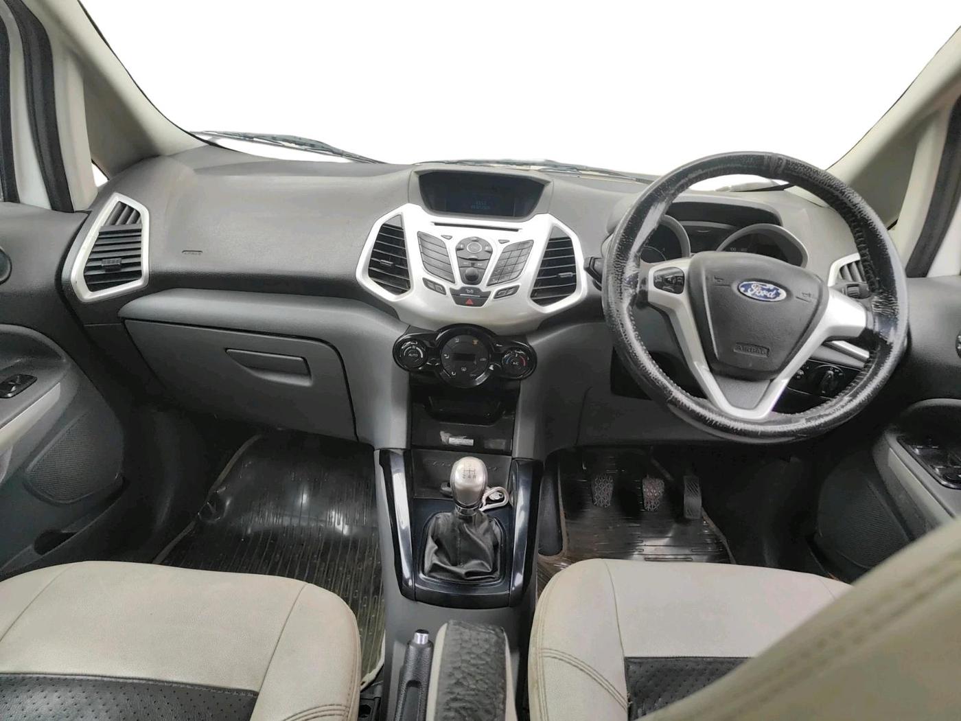 2014 Ford Ecosport TITANIUM 1.5L DIESEL, Diesel, Manual, 2,52,014 km, interior