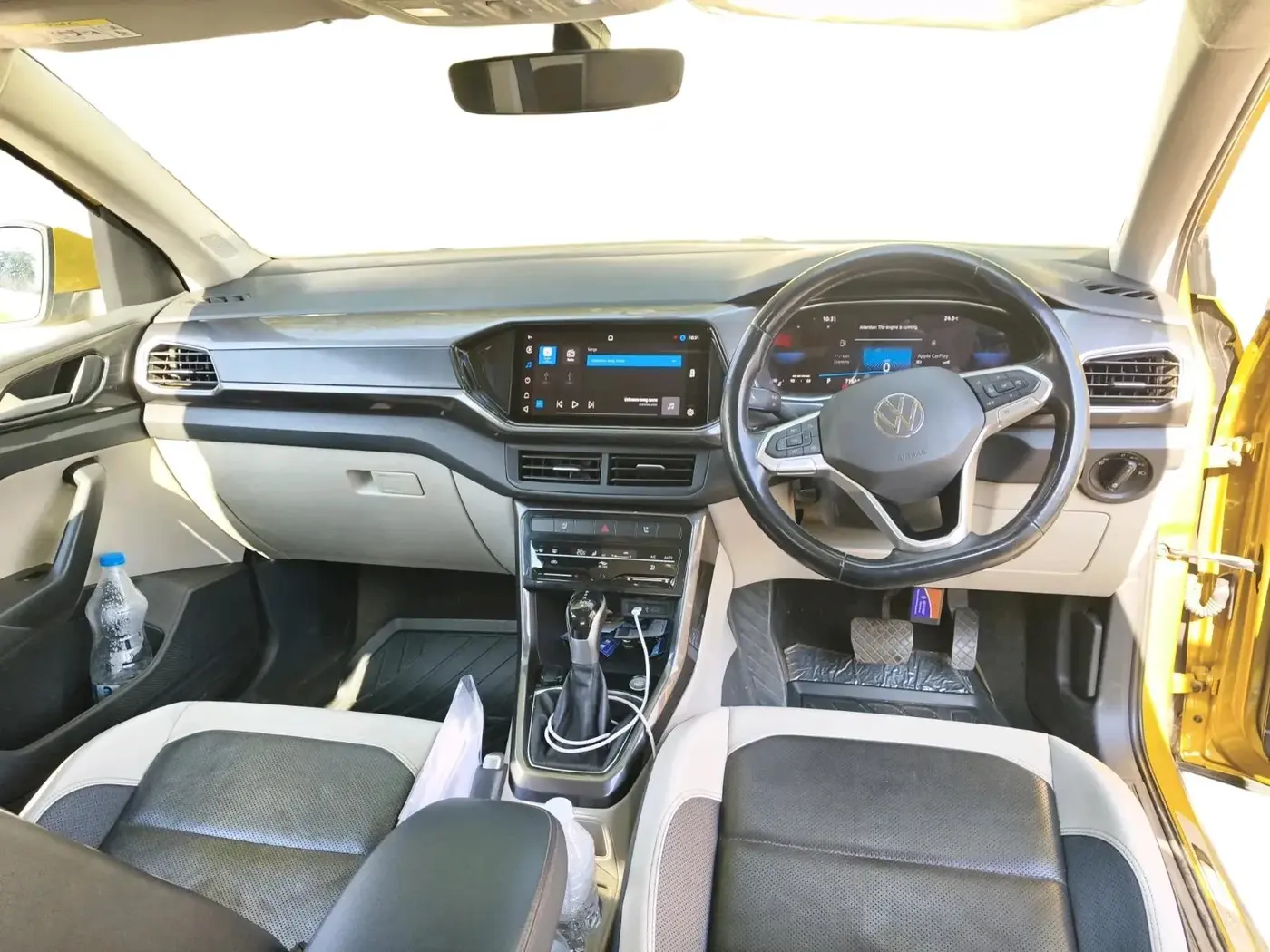 2021 Volkswagen TAIGUN TOPLINE 1.0 TSI AT, Petrol, Automatic, 75,000 km, interior