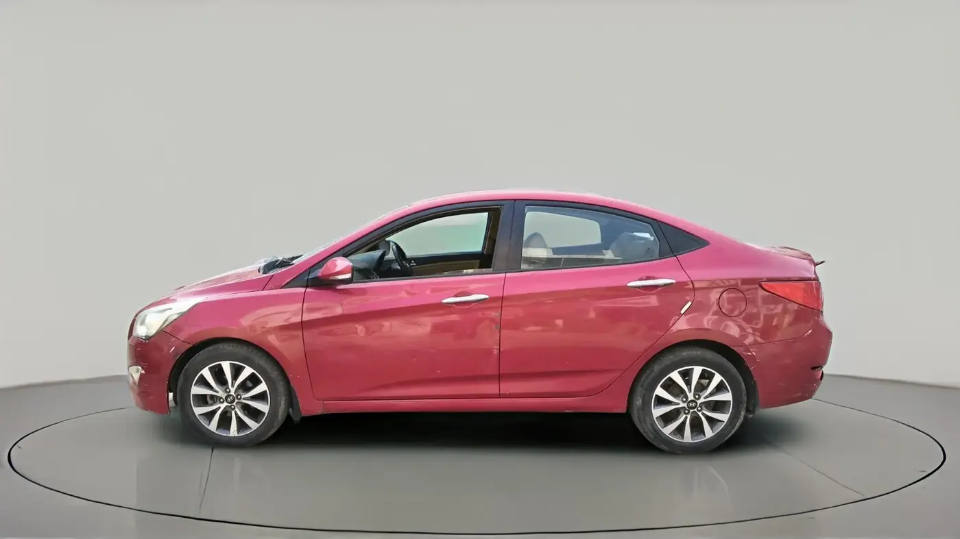 2015 Hyundai Verna FLUIDIC 4S 1.6 VTVT S(O), Petrol, Manual, 71,600 km, exterior