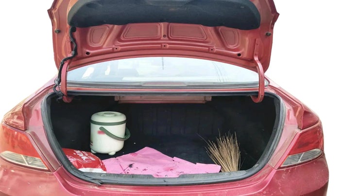 2015 Hyundai Verna FLUIDIC 4S 1.6 VTVT S(O), Petrol, Manual, 71,600 km, exterior