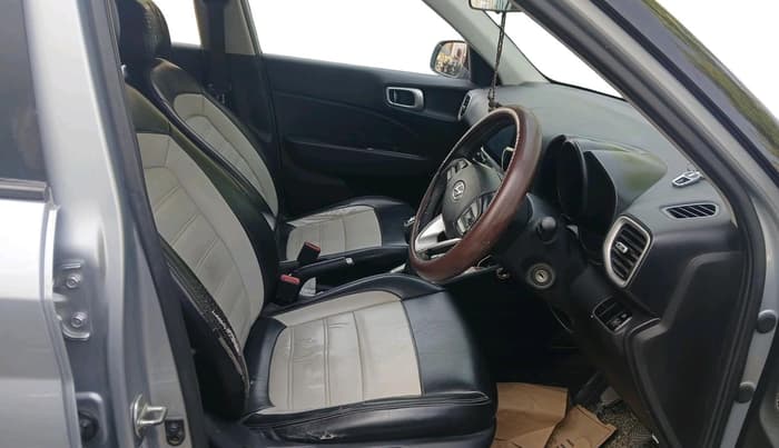 2022 Hyundai VENUE SX 1.0 TURBO, Petrol, Manual, 1,84,089 km, interior