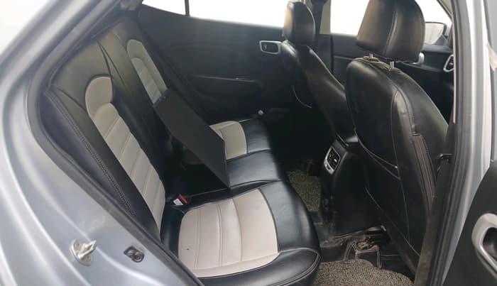 2022 Hyundai VENUE SX 1.0 TURBO, Petrol, Manual, 1,84,089 km, interior