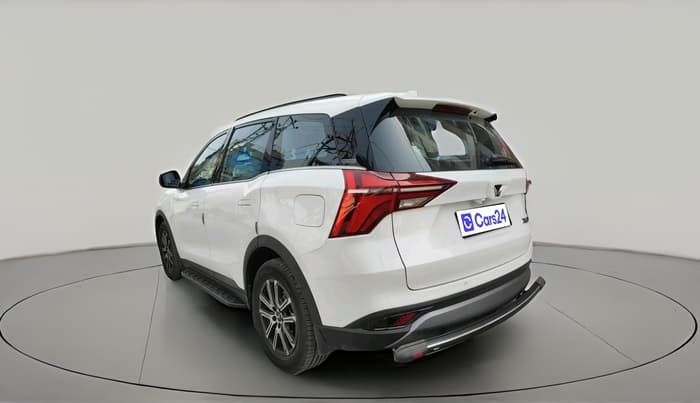 2025 Mahindra XUV700 AX 7 D AT 7 STR, Diesel, Automatic, 6,585 km, exterior
