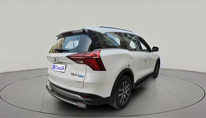 2025 Mahindra XUV700 AX 7 D AT 7 STR, Diesel, Automatic, 6,585 km, exterior