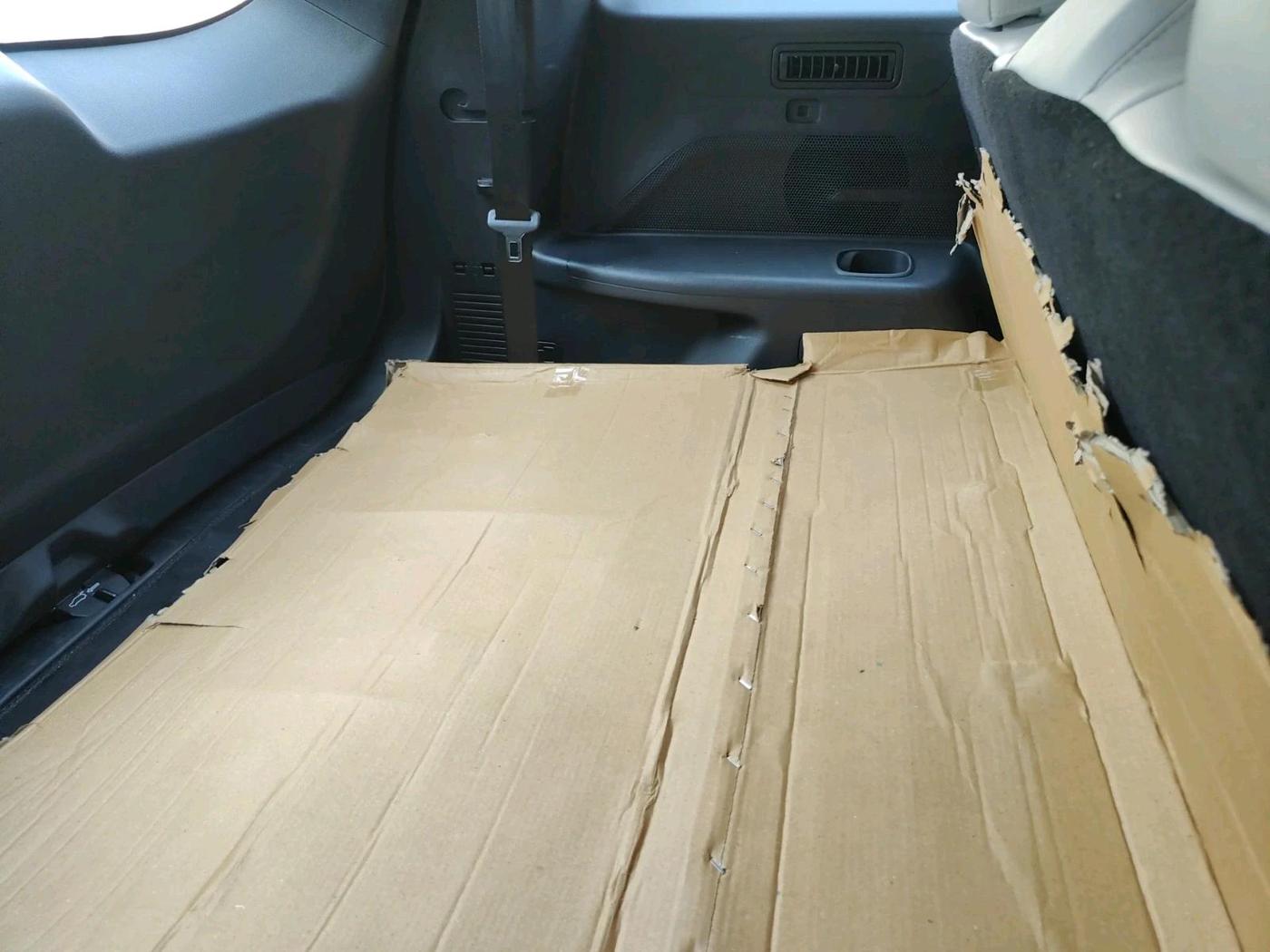 2025 Mahindra XUV700 AX 7 D AT 7 STR, Diesel, Automatic, 6,585 km, interior