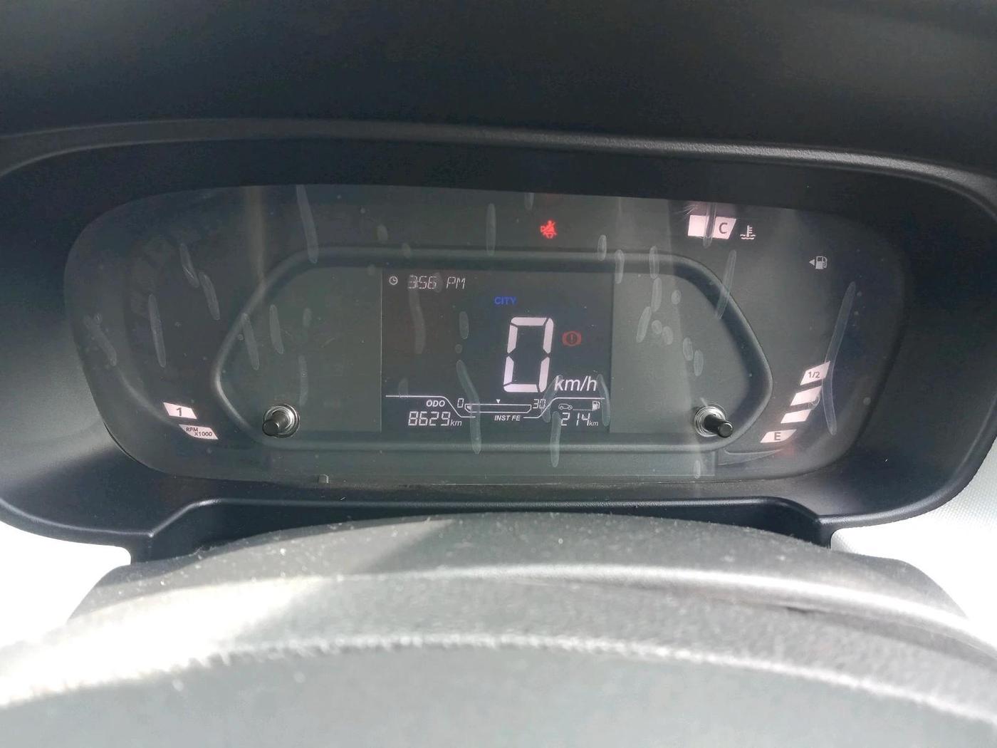 2024 Tata PUNCH PURE MT, Petrol, Manual, 8,629 km, interior