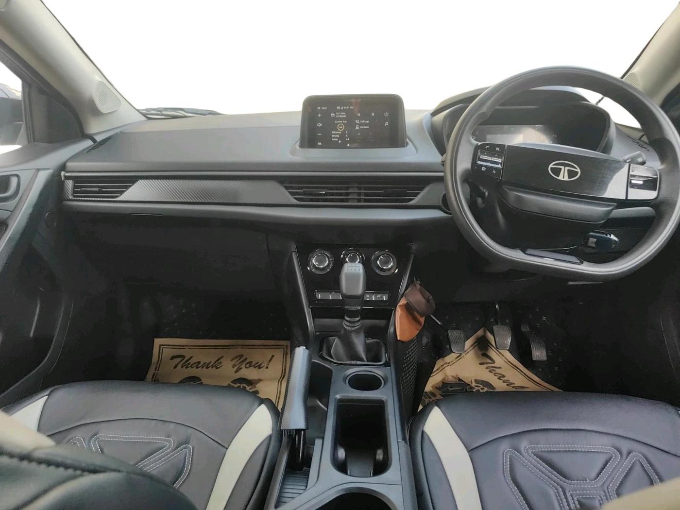 2025 Tata NEXON Smart Plus S 1.2 iCNG 6MT, CNG, Manual, 14,248 km, interior