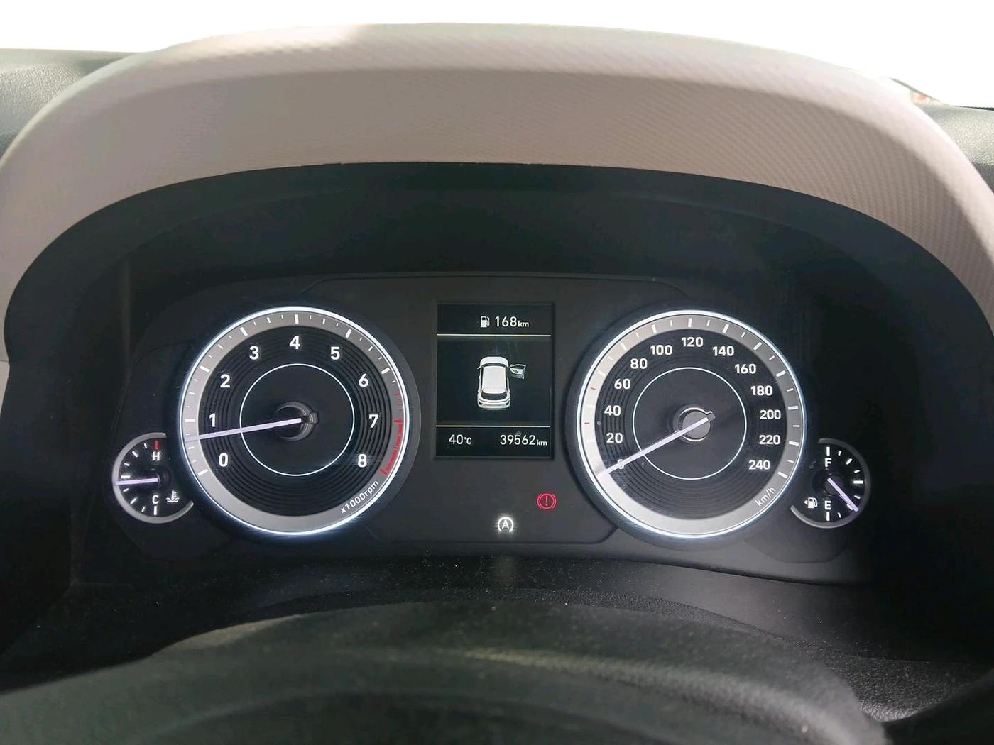 2023 Hyundai Creta SX 1.5 PETROL, Petrol, Manual, 40,137 km, interior