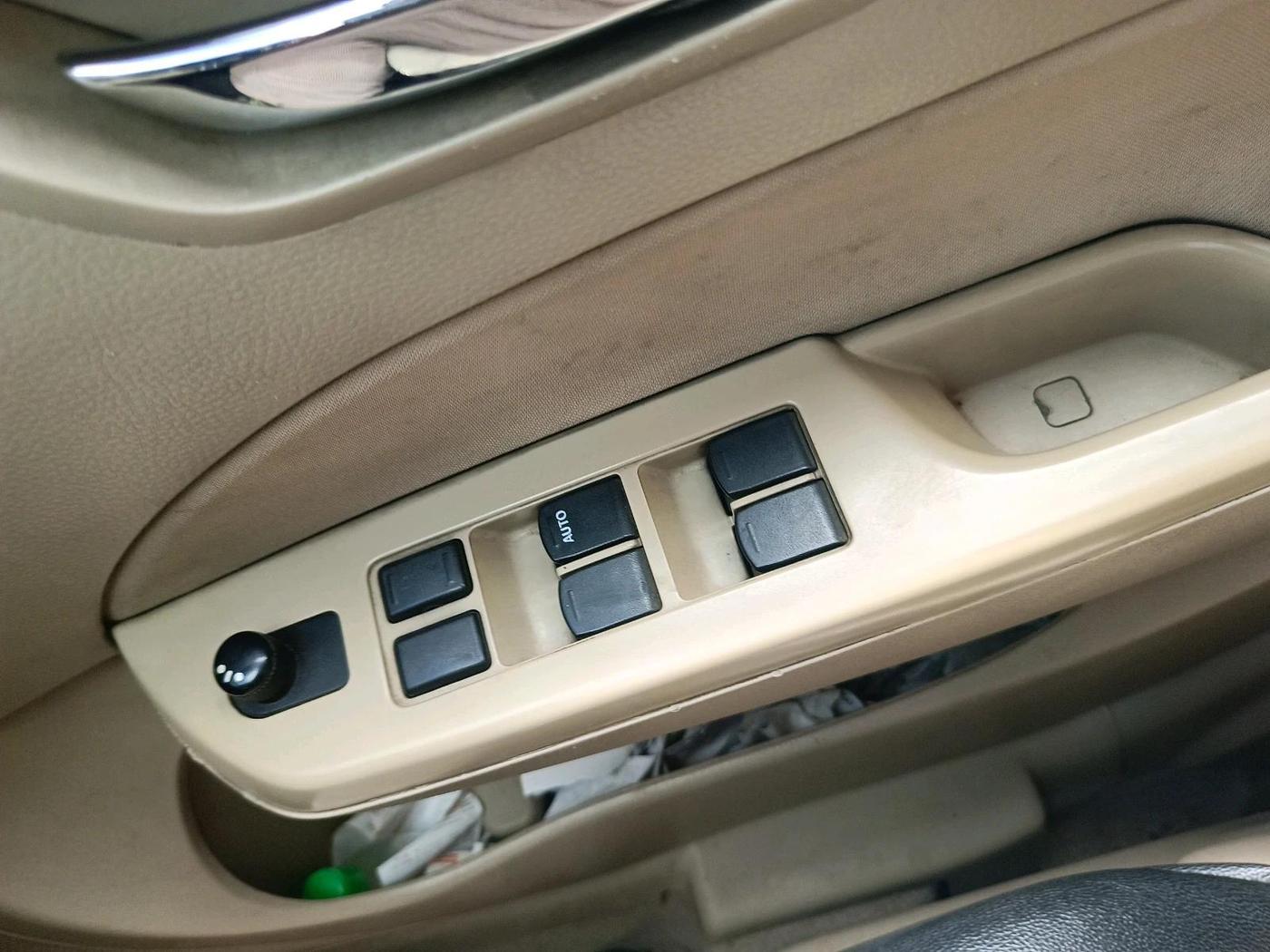 2014 Maruti Swift Dzire VXI, Petrol, Manual, 1,22,409 km, interior