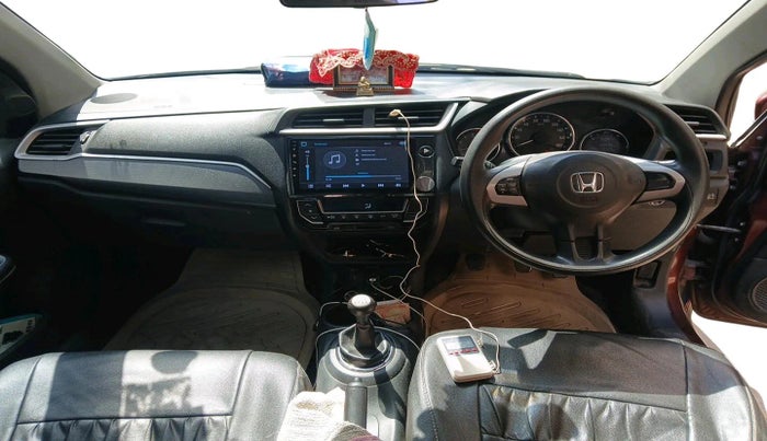 2018 Honda BR-V 1.5L I- DTEC V, Diesel, Manual, 1,05,590 km, interior