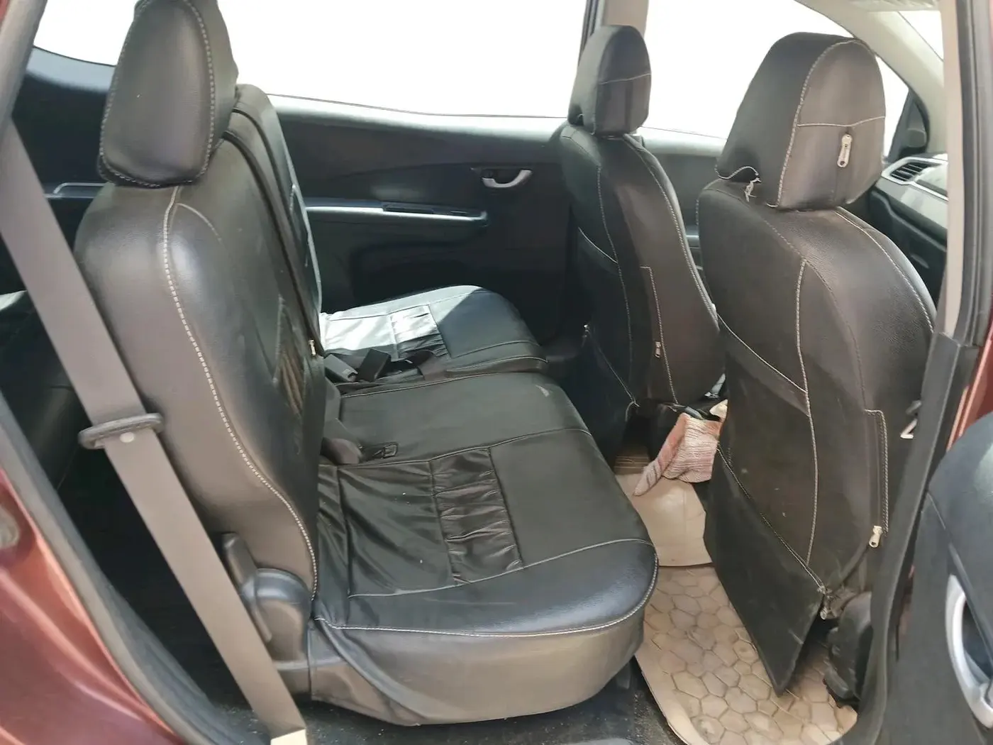2018 Honda BR-V 1.5L I- DTEC V, Diesel, Manual, 1,05,590 km, interior