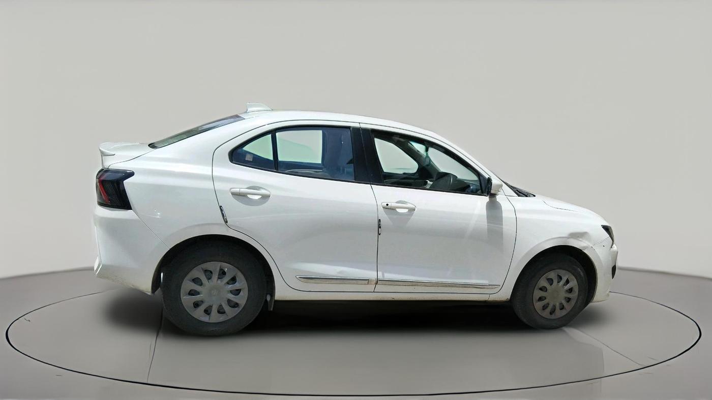 2025 Maruti Dzire VXI AMT, Petrol, Automatic, 16,527 km, exterior