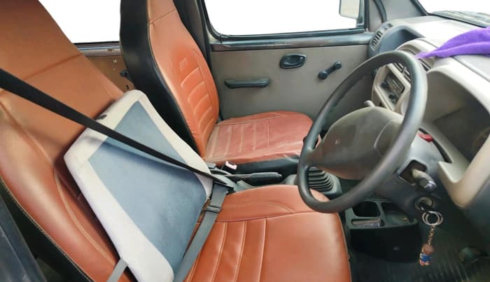 2011 Maruti Eeco 7 STR, CNG, Manual, 1,38,796 km, interior
