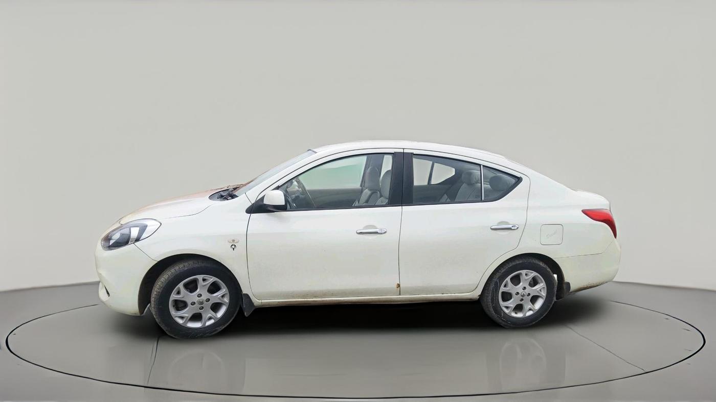 2013 Renault Scala RXE DIESEL, Diesel, Manual, 1,24,428 km, exterior