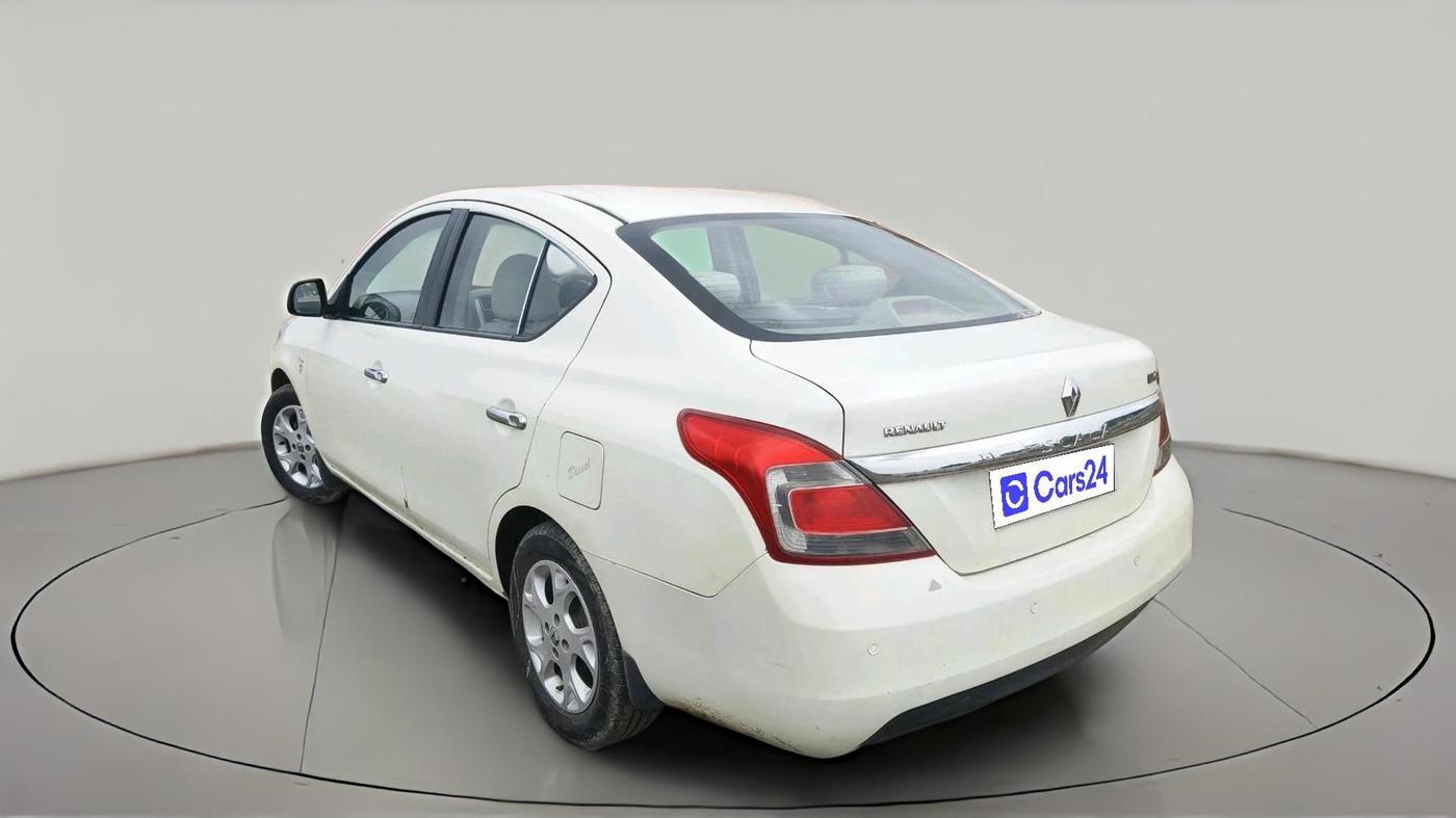 2013 Renault Scala RXE DIESEL, Diesel, Manual, 1,24,428 km, exterior
