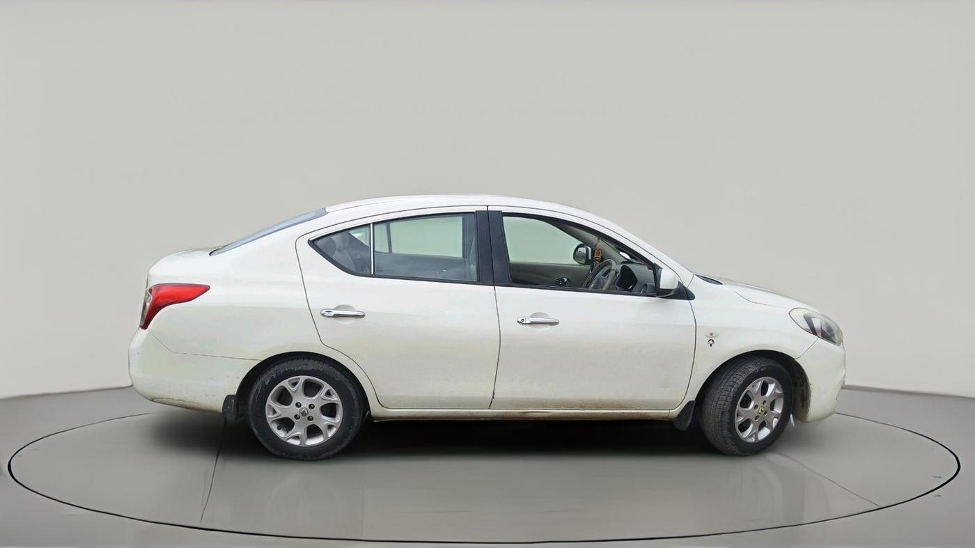 2013 Renault Scala RXE DIESEL, Diesel, Manual, 1,24,428 km, exterior