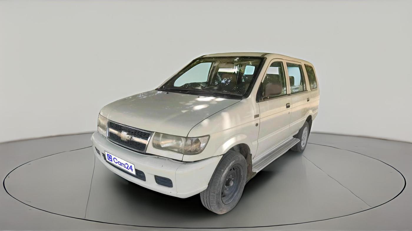 2010 Chevrolet Tavera NEO LT L 10 STR BS III, Diesel, Manual, 1 km, exterior