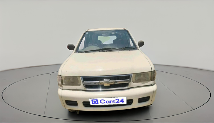 2010 Chevrolet Tavera NEO LT L 10 STR BS III, Diesel, Manual, 1 km, exterior