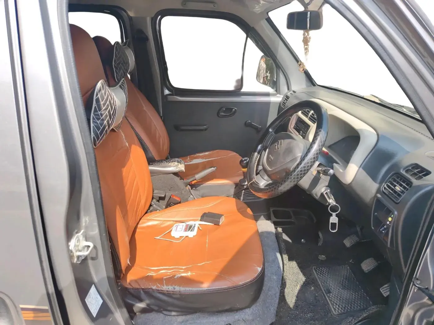 2022 Maruti Eeco 5 STR AC CNG (O), CNG, Manual, 80,127 km, interior