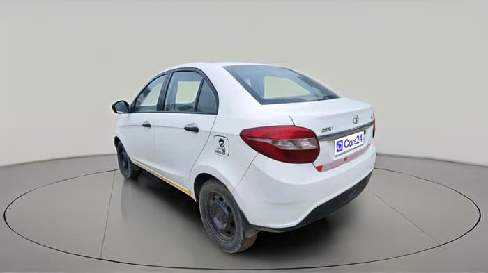 2017 Tata Zest XE 75PS DIESEL, Diesel, Manual, 1,72,238 km, exterior