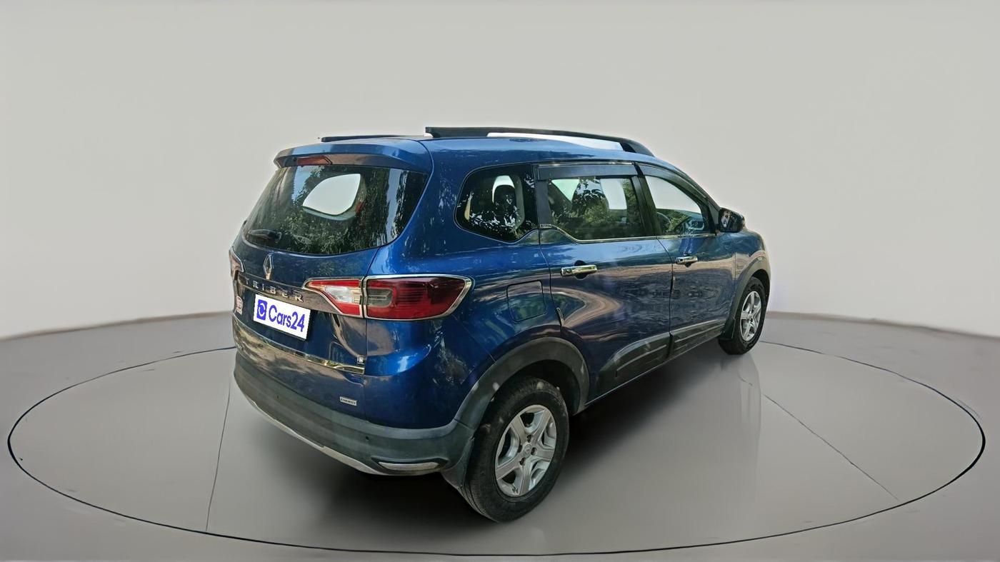 2019 Renault TRIBER RXZ, Petrol, Manual, 57,110 km, exterior
