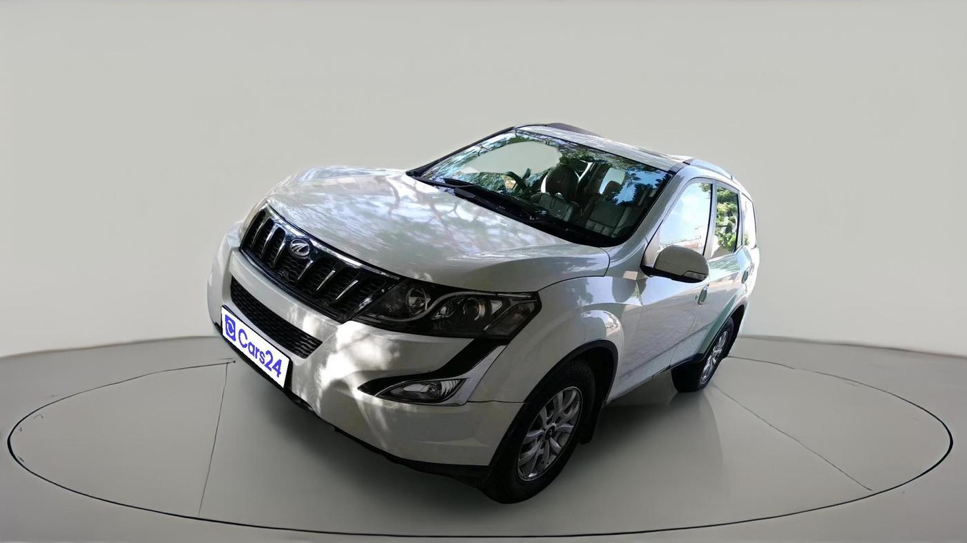 2018 Mahindra XUV500 W10, Diesel, Manual, 1,13,074 km, exterior