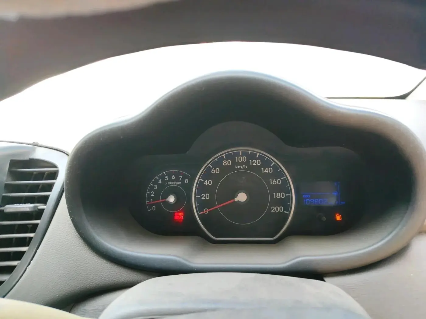 2013 Hyundai i10 MAGNA 1.1, CNG, Manual, 1,09,802 km, interior