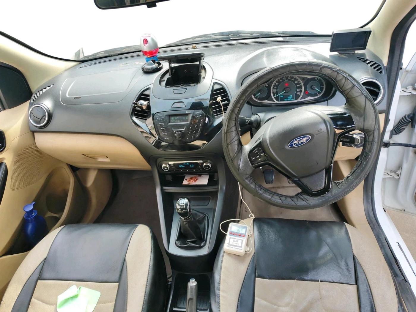 2017 Ford Figo Aspire TITANIUM1.5 DIESEL, Diesel, Manual, 1,52,365 km, interior