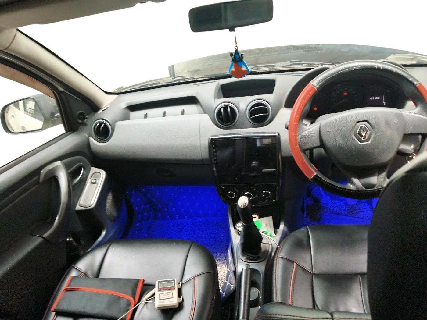 2015 Renault Duster 85 PS RXE DIESEL, Diesel, Manual, 1,09,168 km, interior