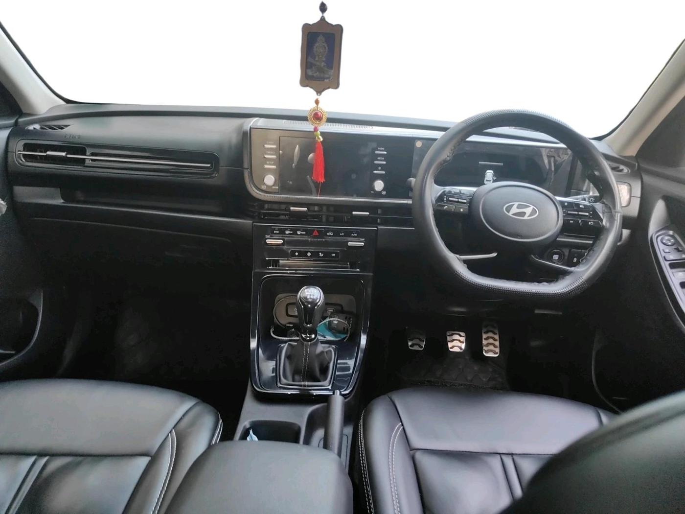 2025 Hyundai Creta S (O) 1.5 Petrol Knight Edition, Petrol, Manual, 5,735 km, interior