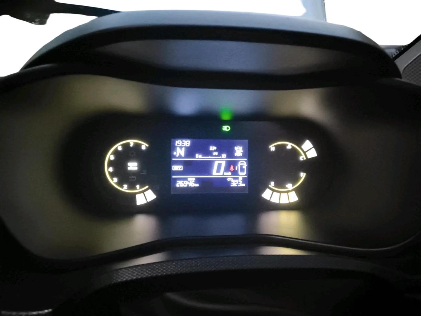 2024 Tata NEXON Pure 1.2 Petrol 6AMT, Petrol, Manual, 26,946 km, interior