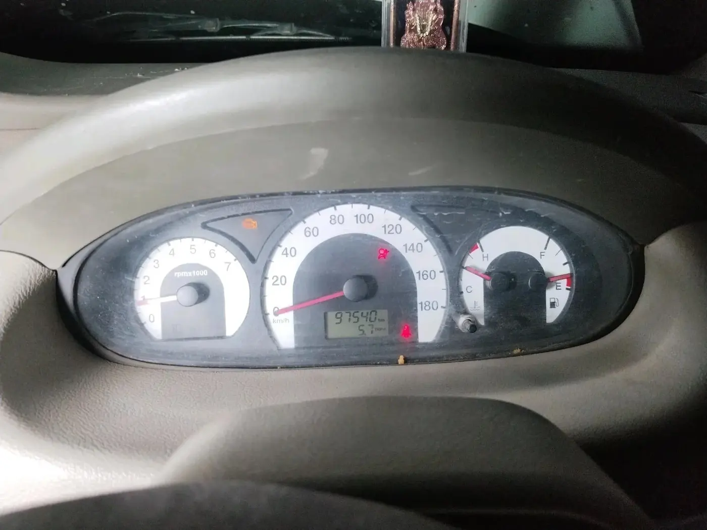 2012 Mahindra Quanto C8, Diesel, Manual, 97,540 km, interior