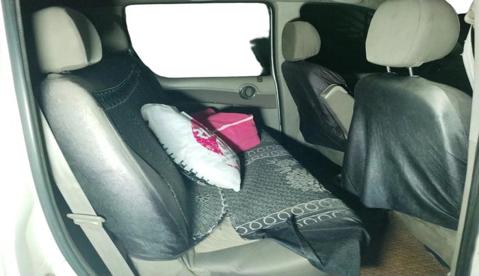 2012 Mahindra Quanto C8, Diesel, Manual, 97,540 km, interior