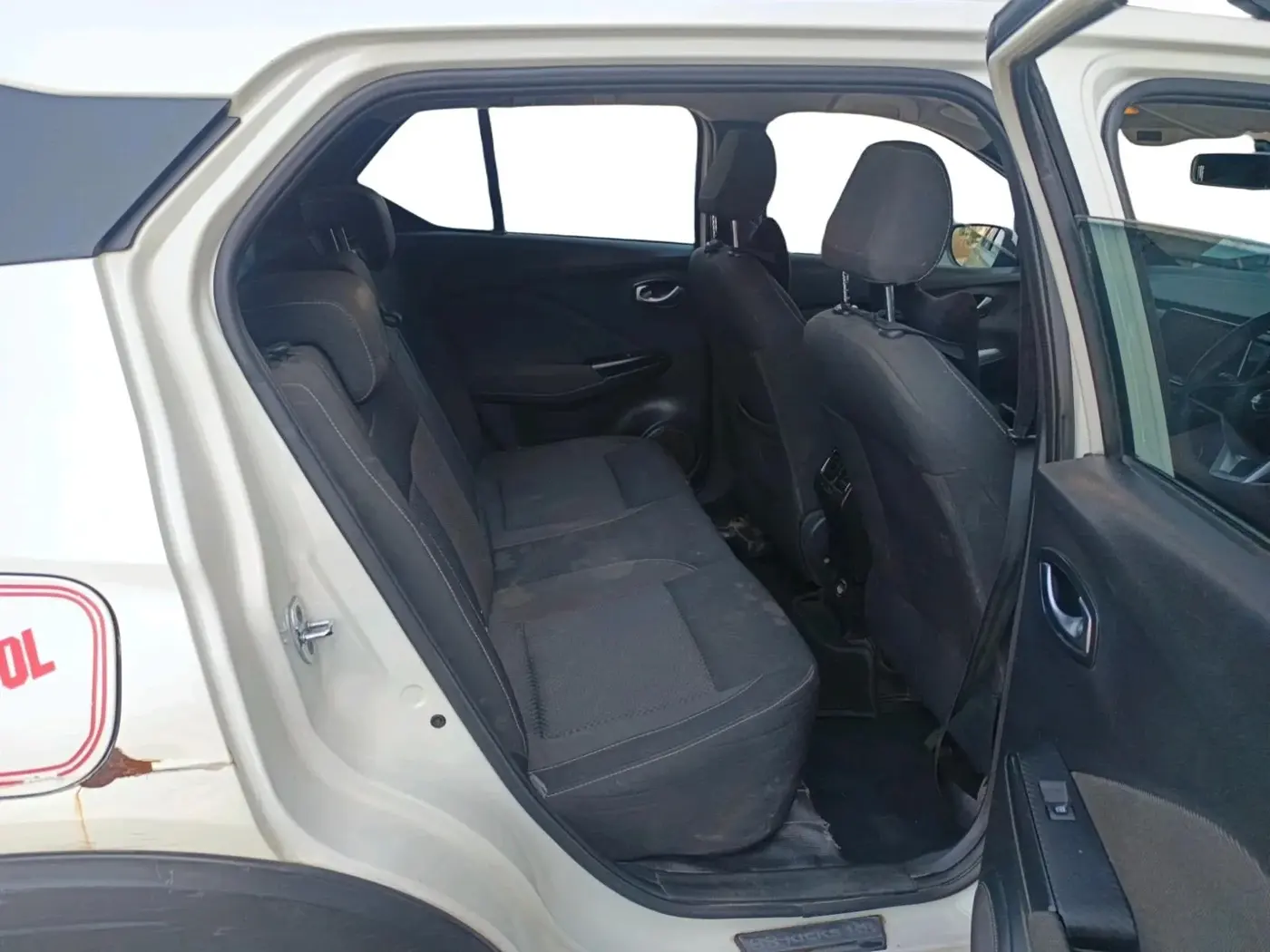 2022 Nissan Kicks XV 1.5, Petrol, Manual, 1,05,029 km, interior